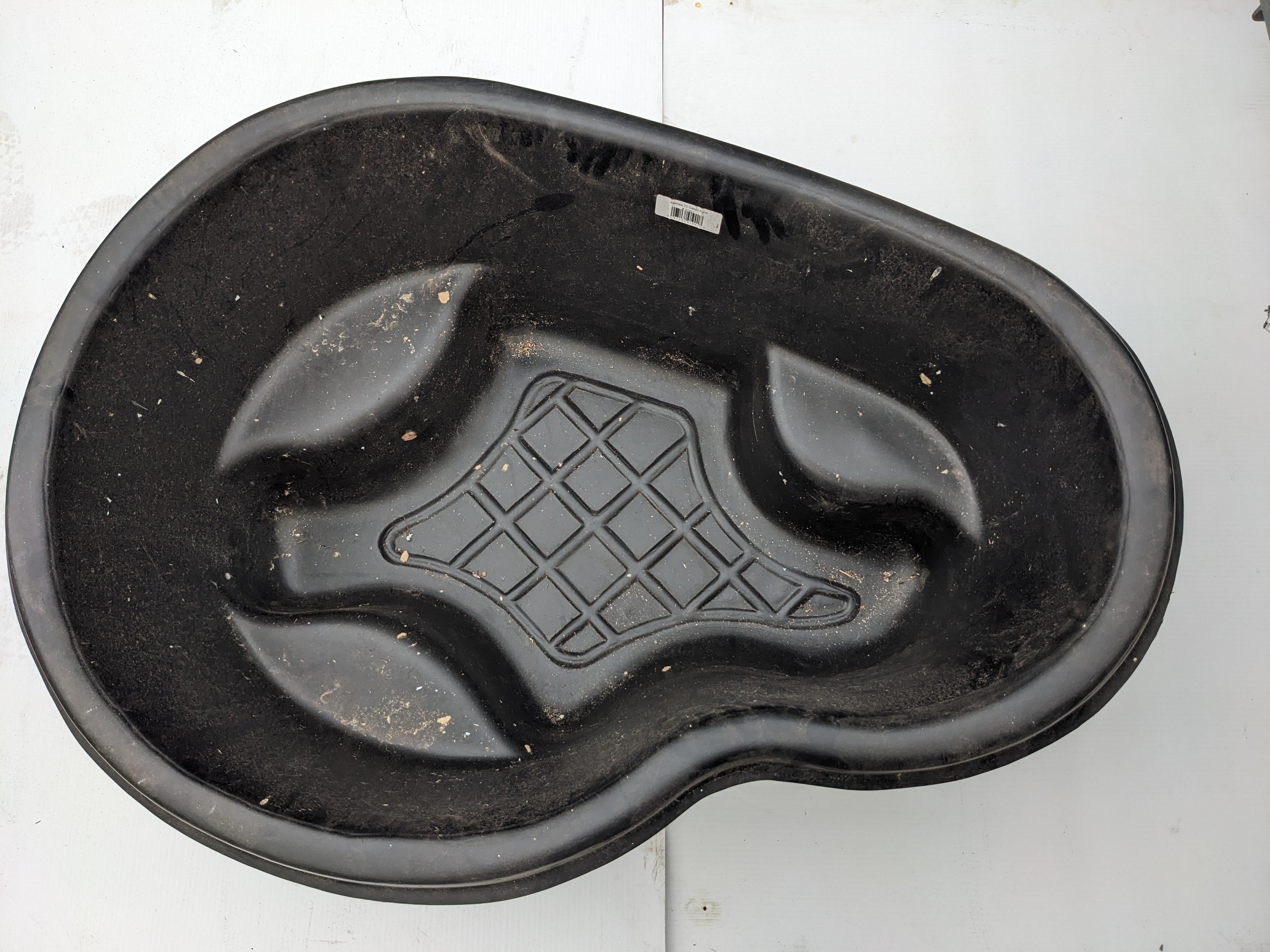 Petit bassin/pond prémoulé en plastique rigide à deux étages