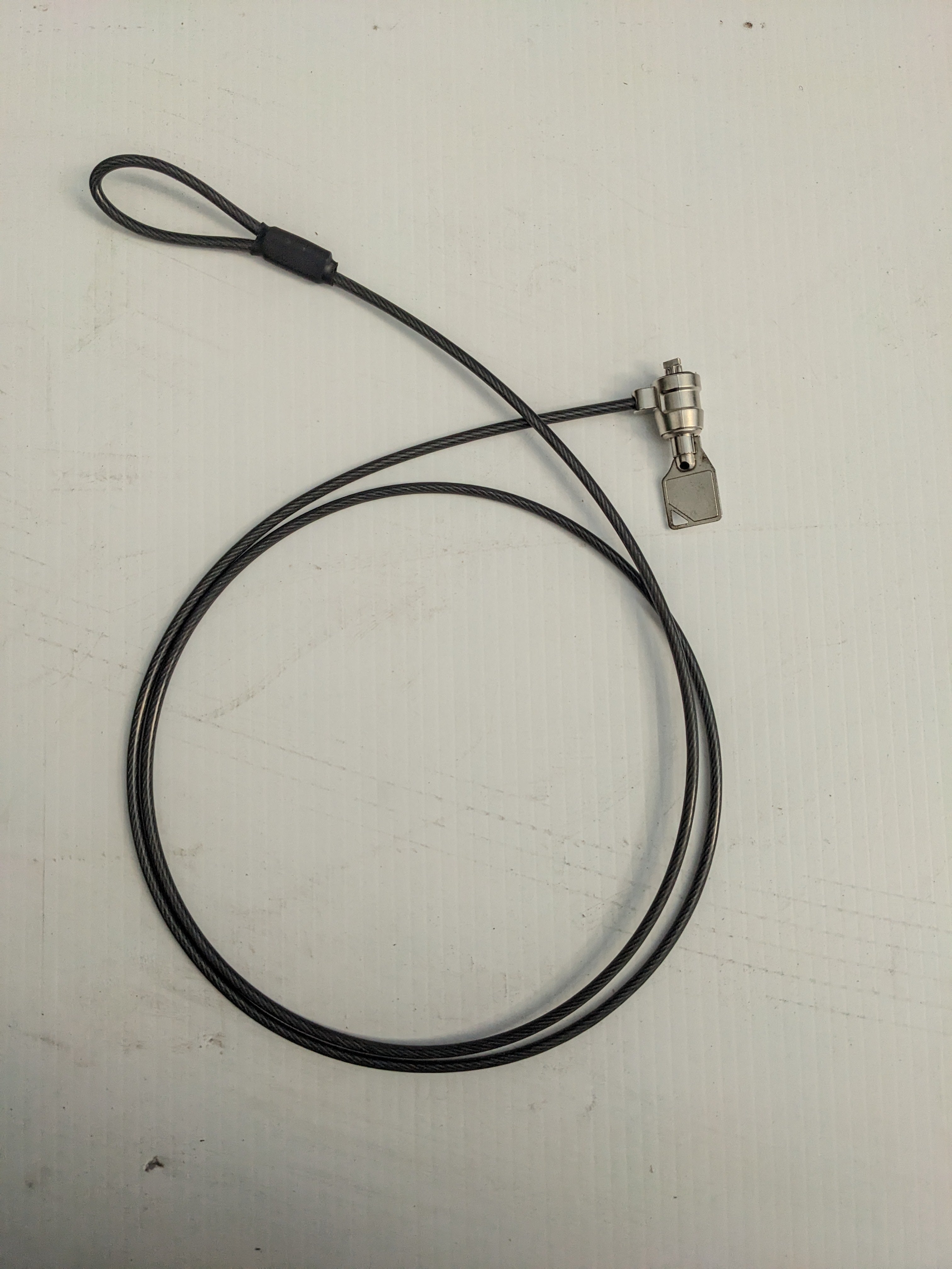 Câbles pour attacher Ipad