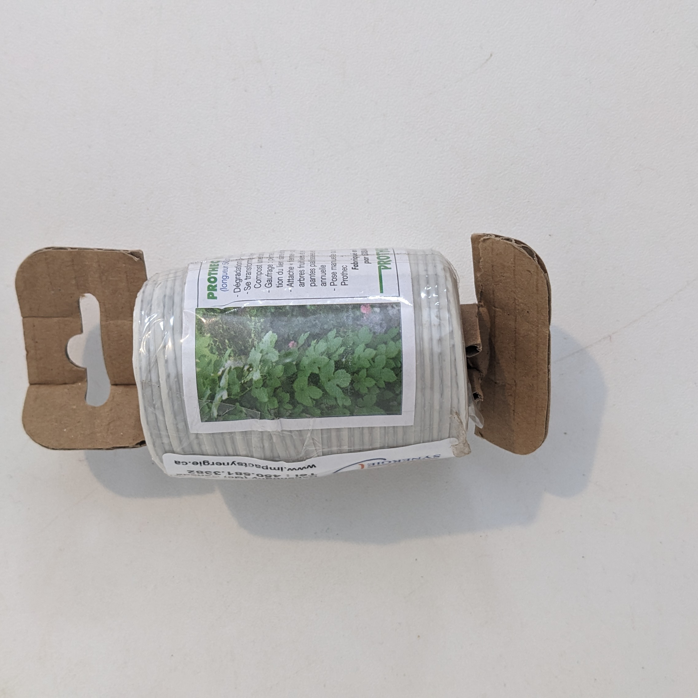 Croque Paysage,matériel aménagement comestible,Lien photo dégradable blanc,jardinerie autonomie alimentaire,Québec,Laurentides,Val-David